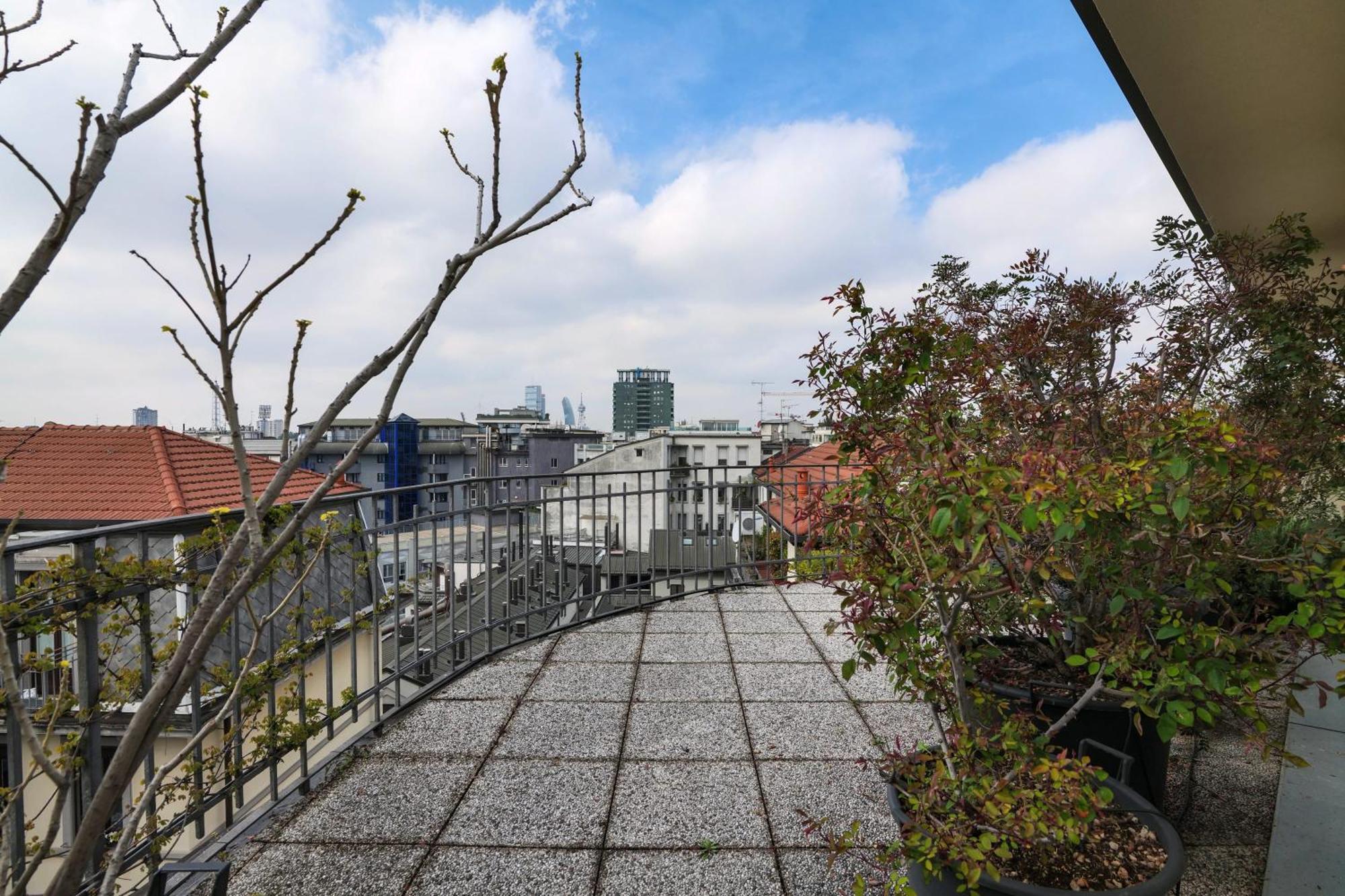 Luxury Penthouse With Rooftop Terrace Apartment Milan Exterior photo